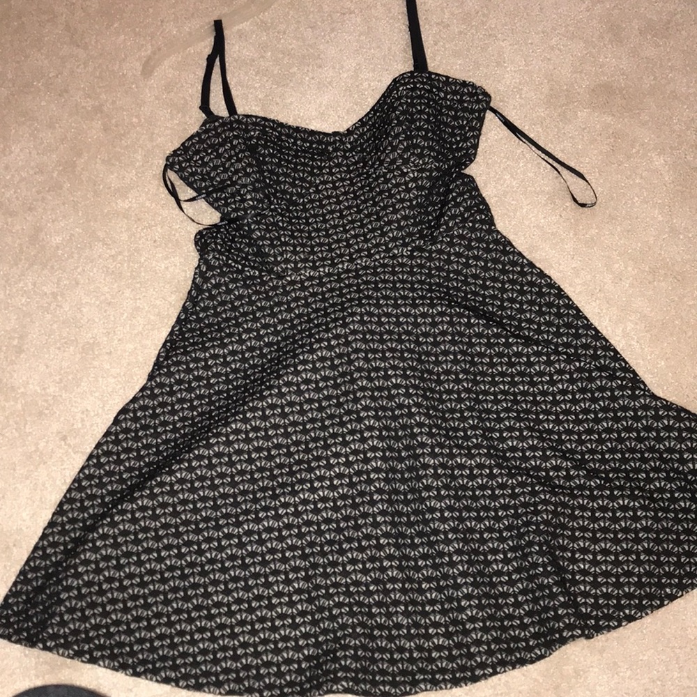 Super cute Forever 21 dress never worn!